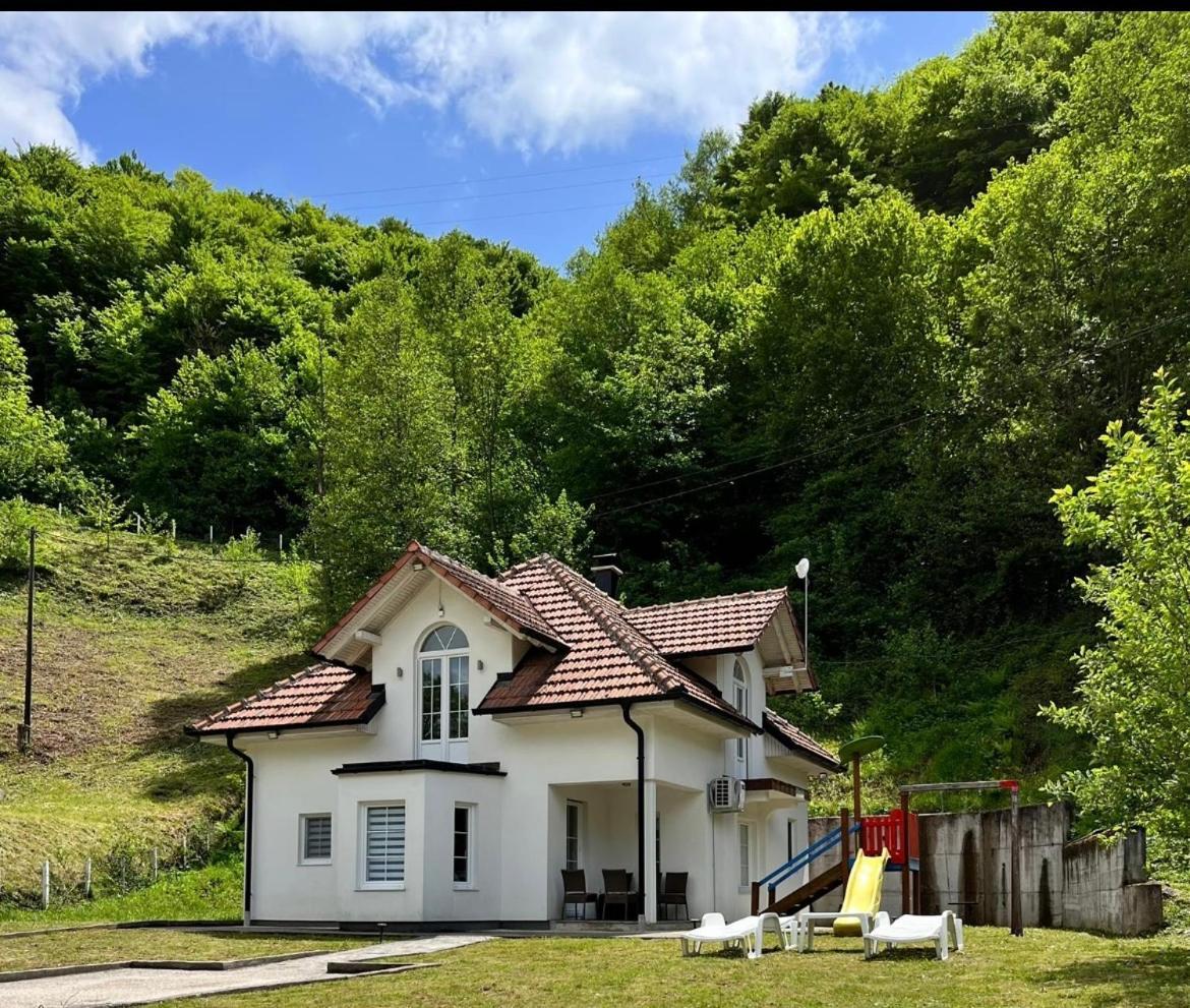 Villa Cobras Plivsko Jezero, Jajce Exterior foto
